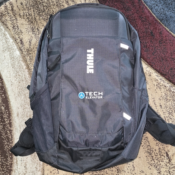 Thule Black Backpack - Picture 1 of 15